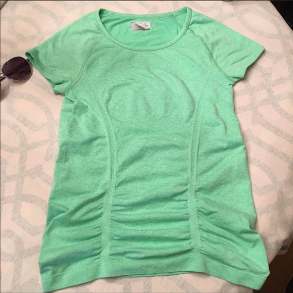 Athleta Tops - Athleta Green Short Sleeve Workout Top Shirt